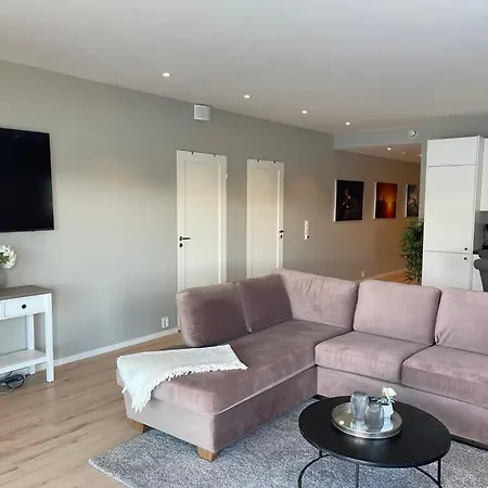 Eksklusiv Med Spektakulaer Utsikt * Kabelvag